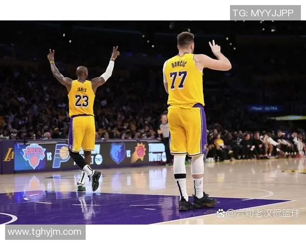 勇士与湖人激战全场精彩回顾12月19日赛事亮点分析