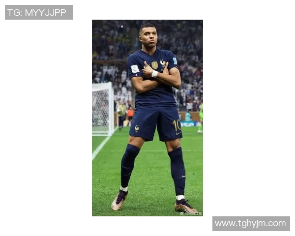 姆巴佩领衔法国队征战世界杯展现超凡实力引发全球关注与期待