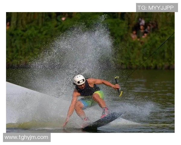 成都极限运动队在全国团队协作排行榜中荣获第八名的荣耀时刻